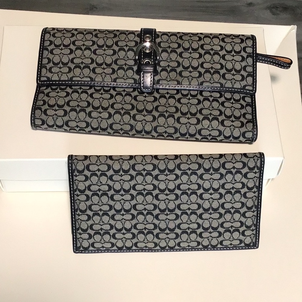 Tan Coach Wallet & Checkbook